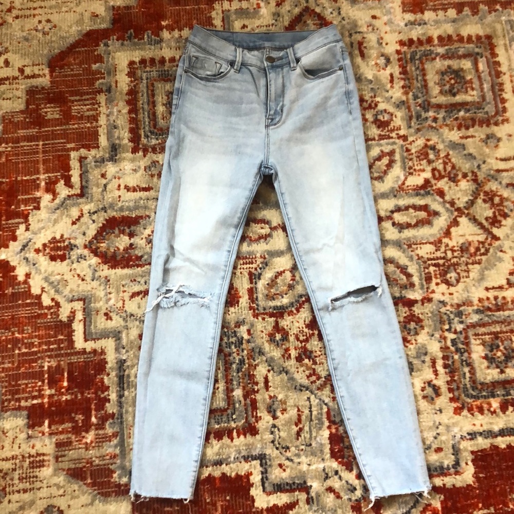 BDG Cropped Twig High Rise Jeans